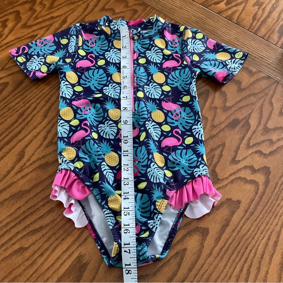 Swimsuit, No Tag, Kids Sz 4-5T - Picture 5 of 7